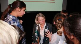 Auch Bildungsbürgermeisterin Dr. Ulrike Freundlieb (SPD) nahm die Anregungen der Kinder auf.