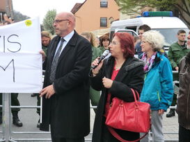 OB Heiner Bernhard und Stelle Kirgiane-Efremidis (SPD-Vorsitzende Weinheim)