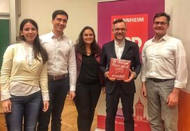 V.l.n.r.: Katharina Vasilakis, Jacob Waiß, Isabel Cademartori, Michael Roth MdB, Ralf Eisenhauer