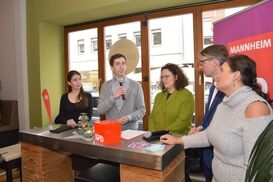 V.l.n.r.: Katharina Vasilakis, Jacob Waiß, Andrea Nahles, Lars Castellucci, Isabel Cademartori