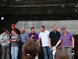 Die Gewinner zusammen mit Stadtrat Prof.Dr. Horst Wagenblaß, Bezirksbeirat Andreas Vetter, Ralf Zaizek und Heike Vetter